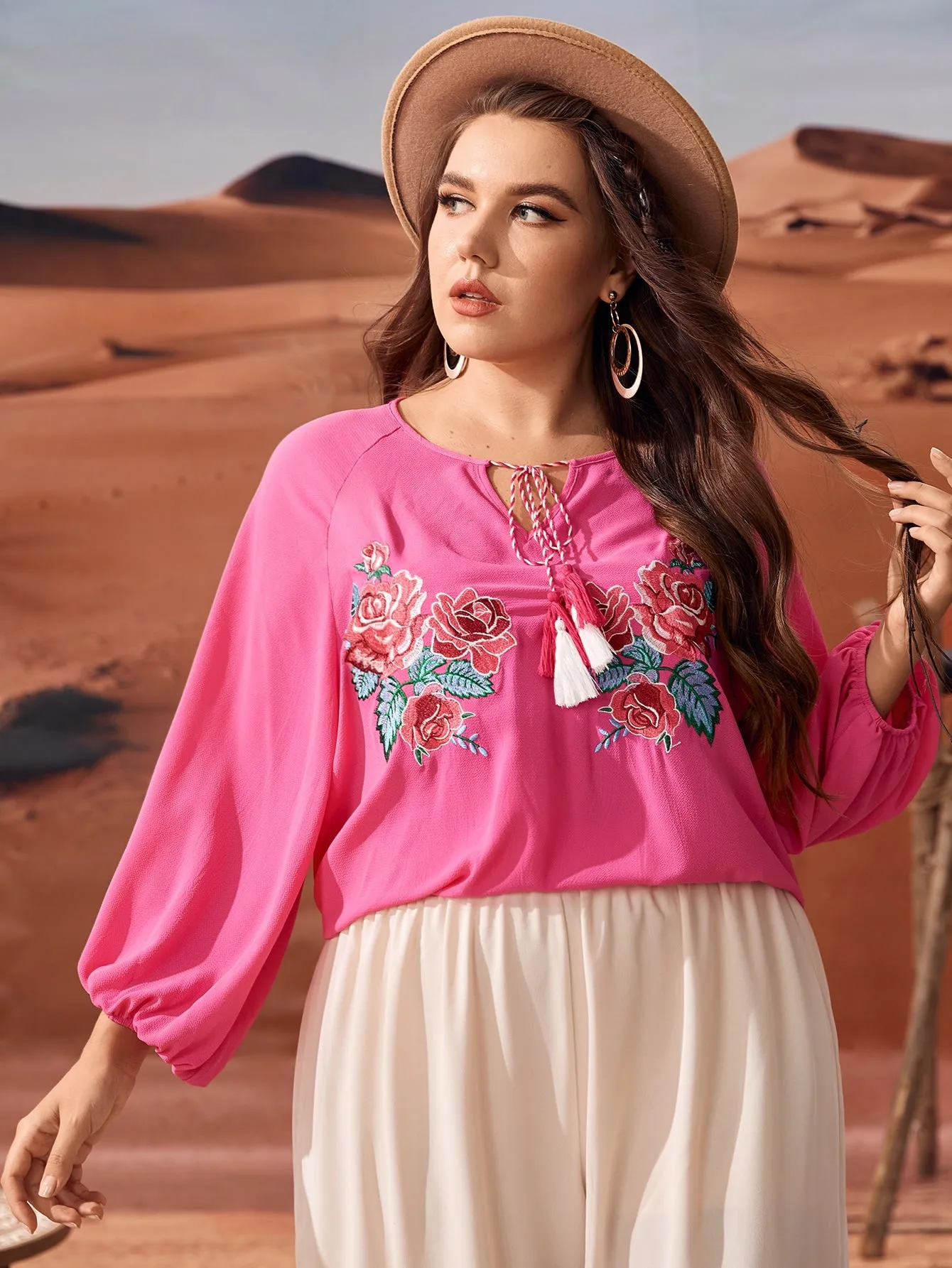 Elegant Floral Fringe Long Sleeve Keyhole Neckline Regular Plus Size Blouse