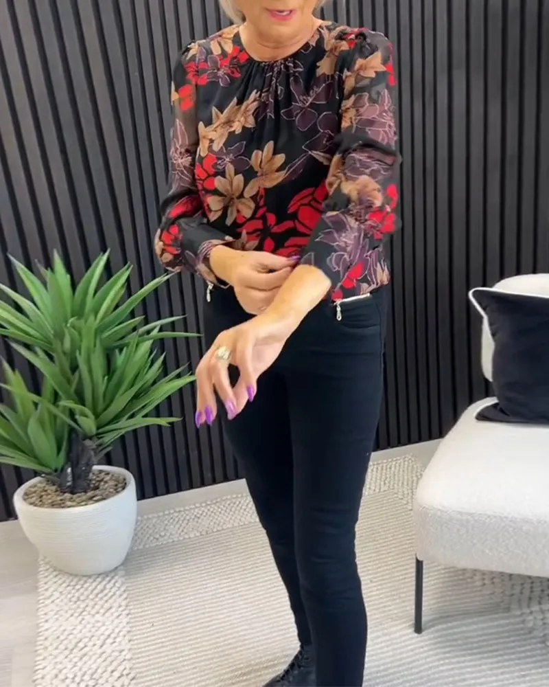 Elegant floral print crew neck pleated top