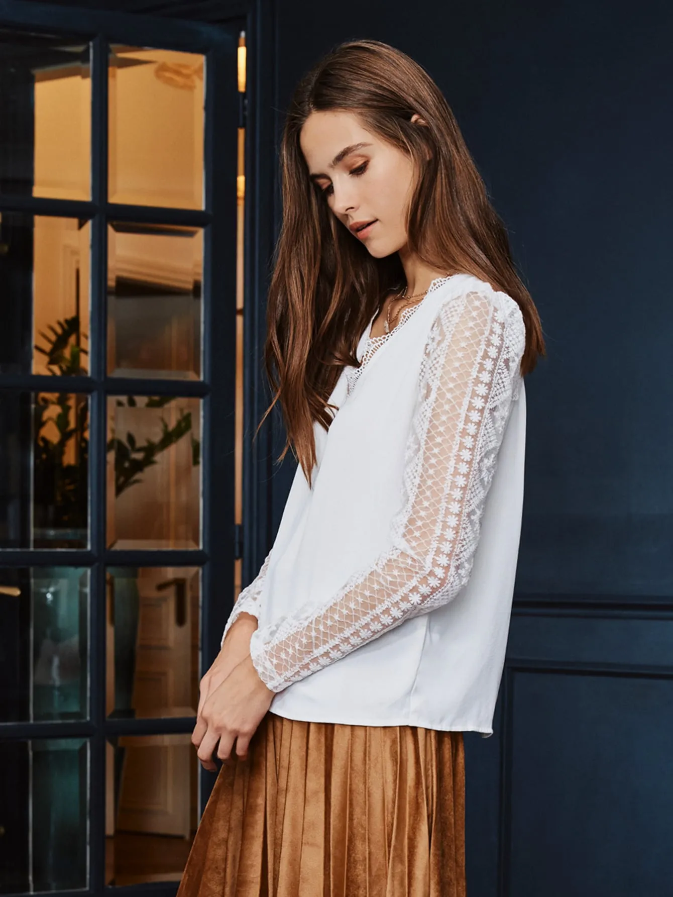 Elegant Plain Tie Back Long Sleeve V Neck Regular Blouse