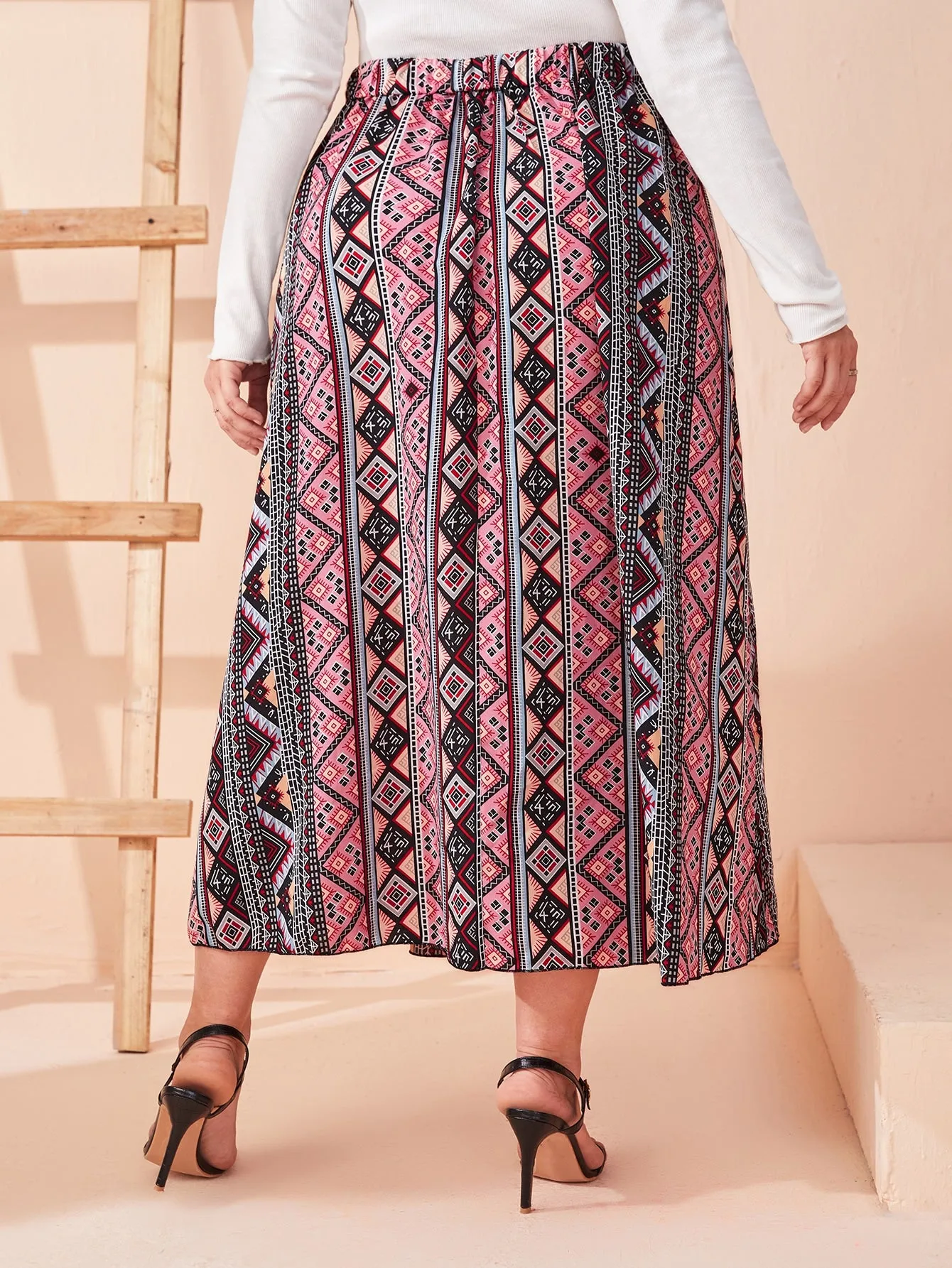 Geometric Knot Long Plus Size Skirt