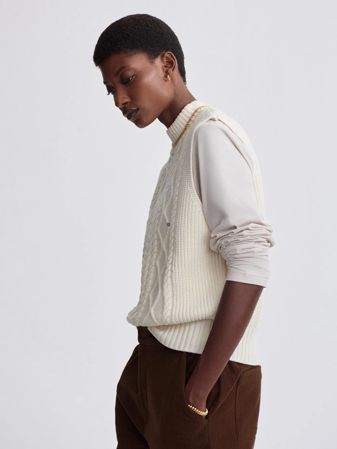 Joilette Roll Neck Vest