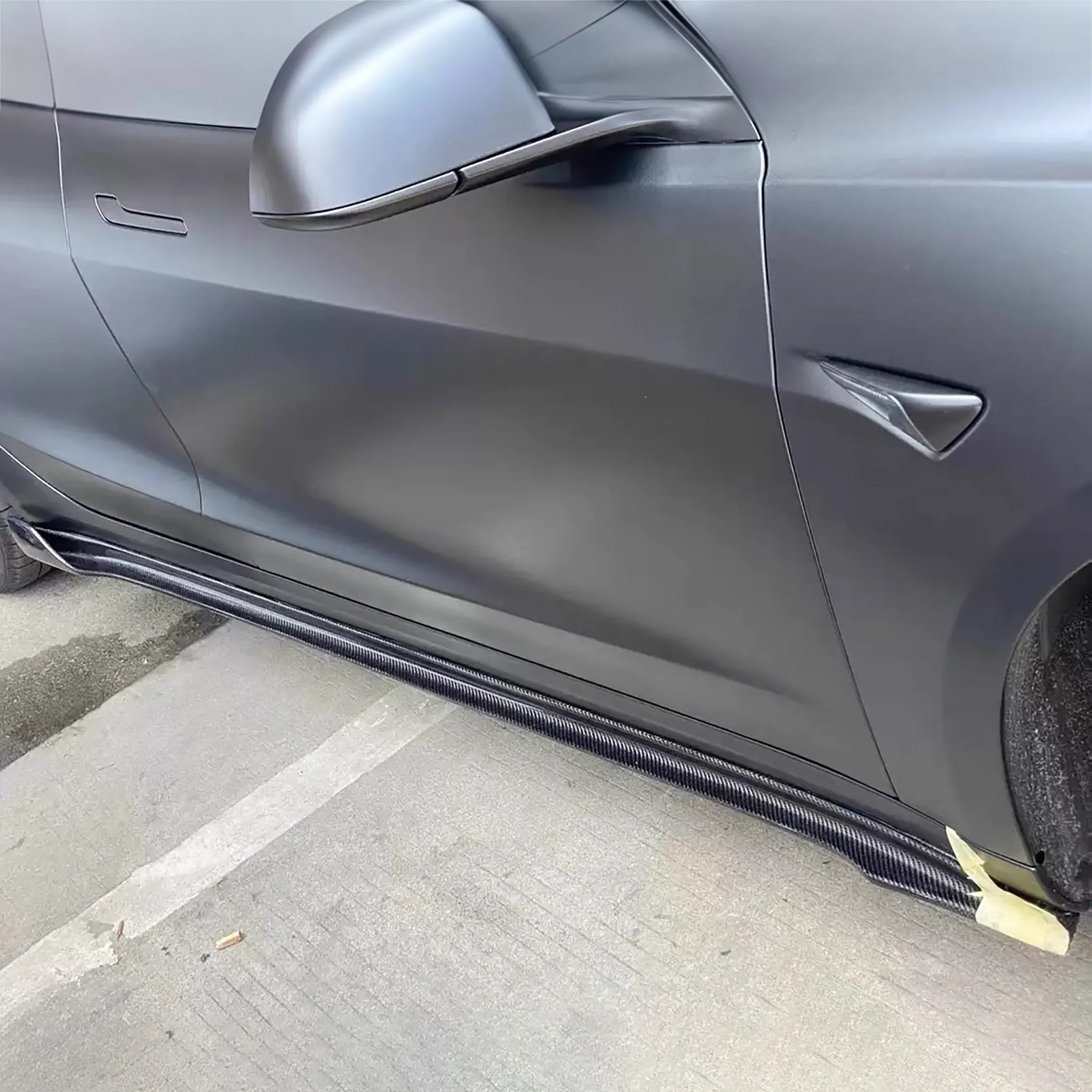 Real Carbon Fiber V-Style Side Skirts For Model 3 2017-2024