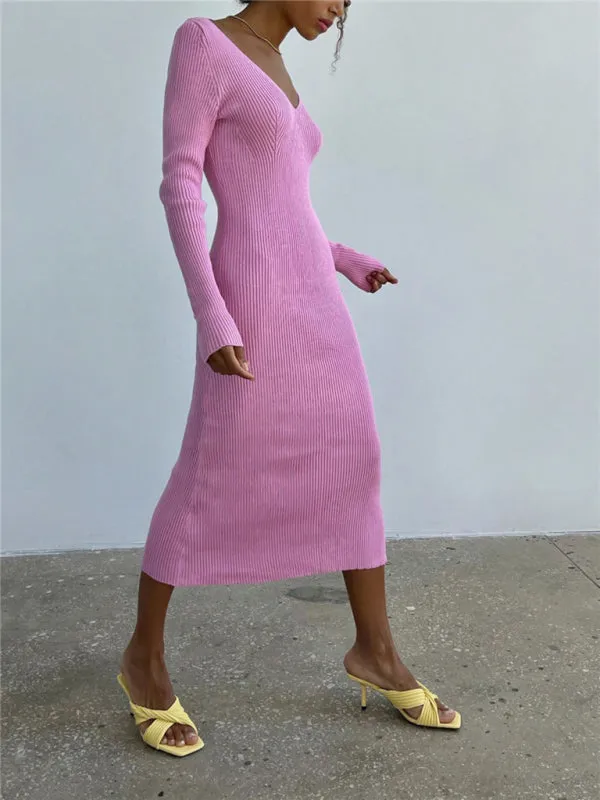 Sleek Ribbed Bodycon Dress with Sheath Silhouette & Chic V Open Back