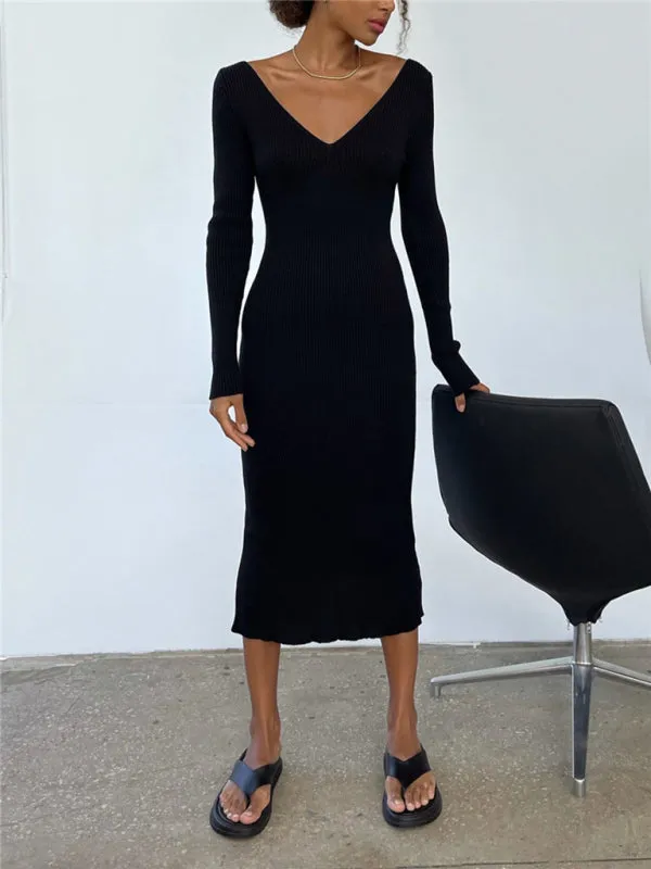 Sleek Ribbed Bodycon Dress with Sheath Silhouette & Chic V Open Back