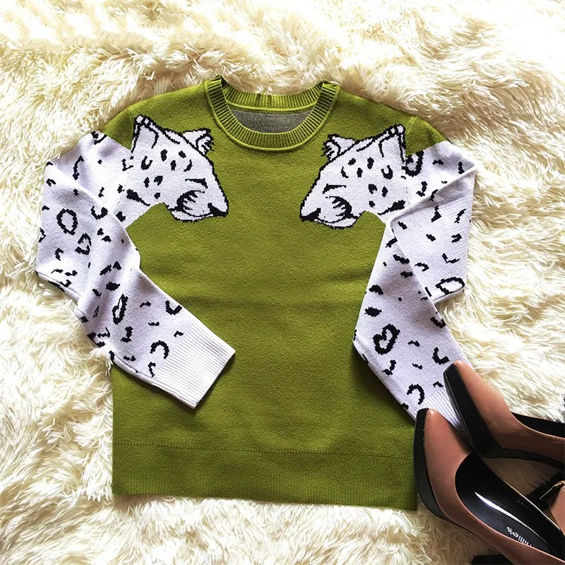 Women's Autumn/Winter Casual Warm Knitted Sweater With Animal Print